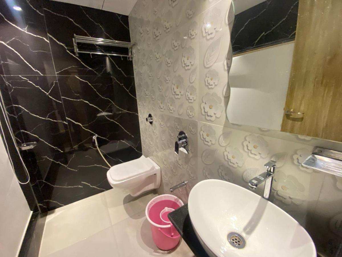 Hotel Bkc Crown - Near Trade Centre, Visa Consulate مومباي المظهر الخارجي الصورة