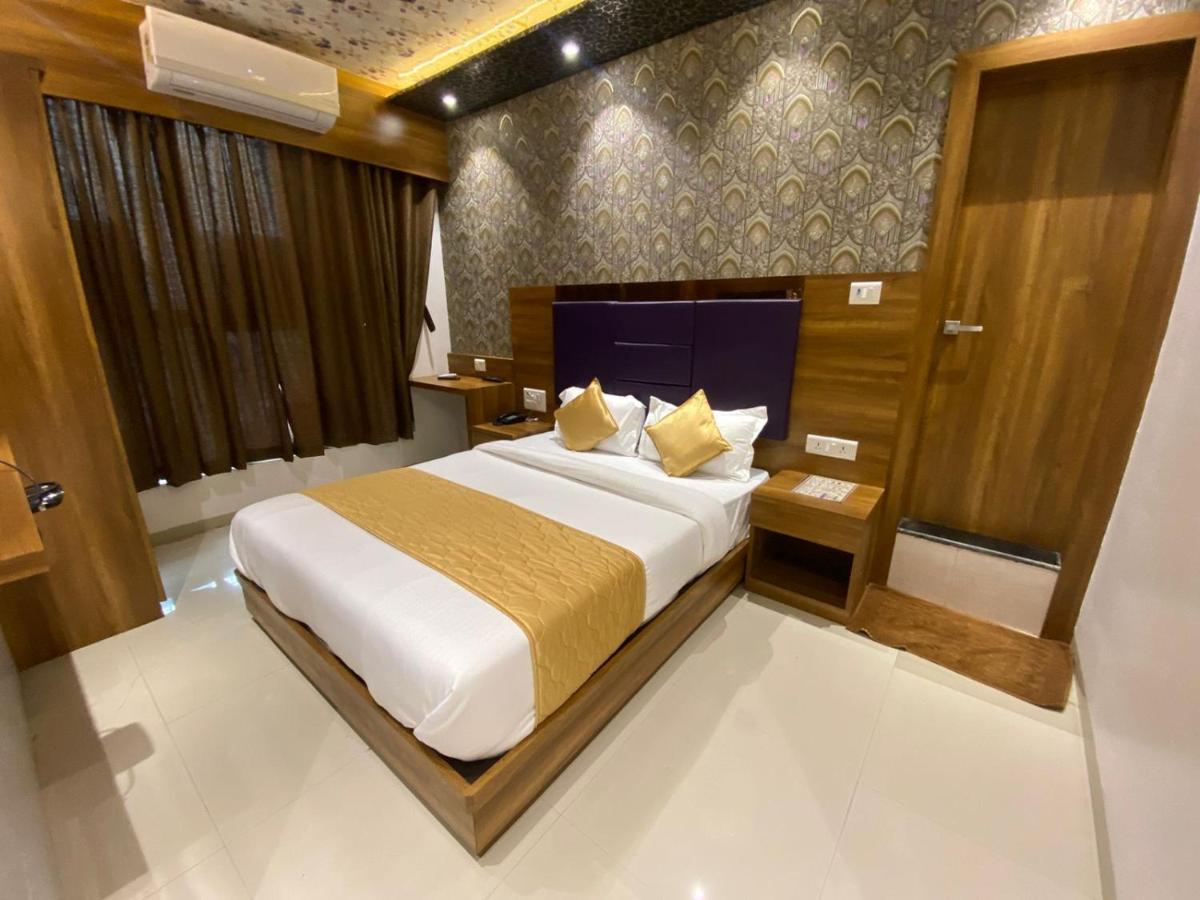 Hotel Bkc Crown - Near Trade Centre, Visa Consulate مومباي المظهر الخارجي الصورة